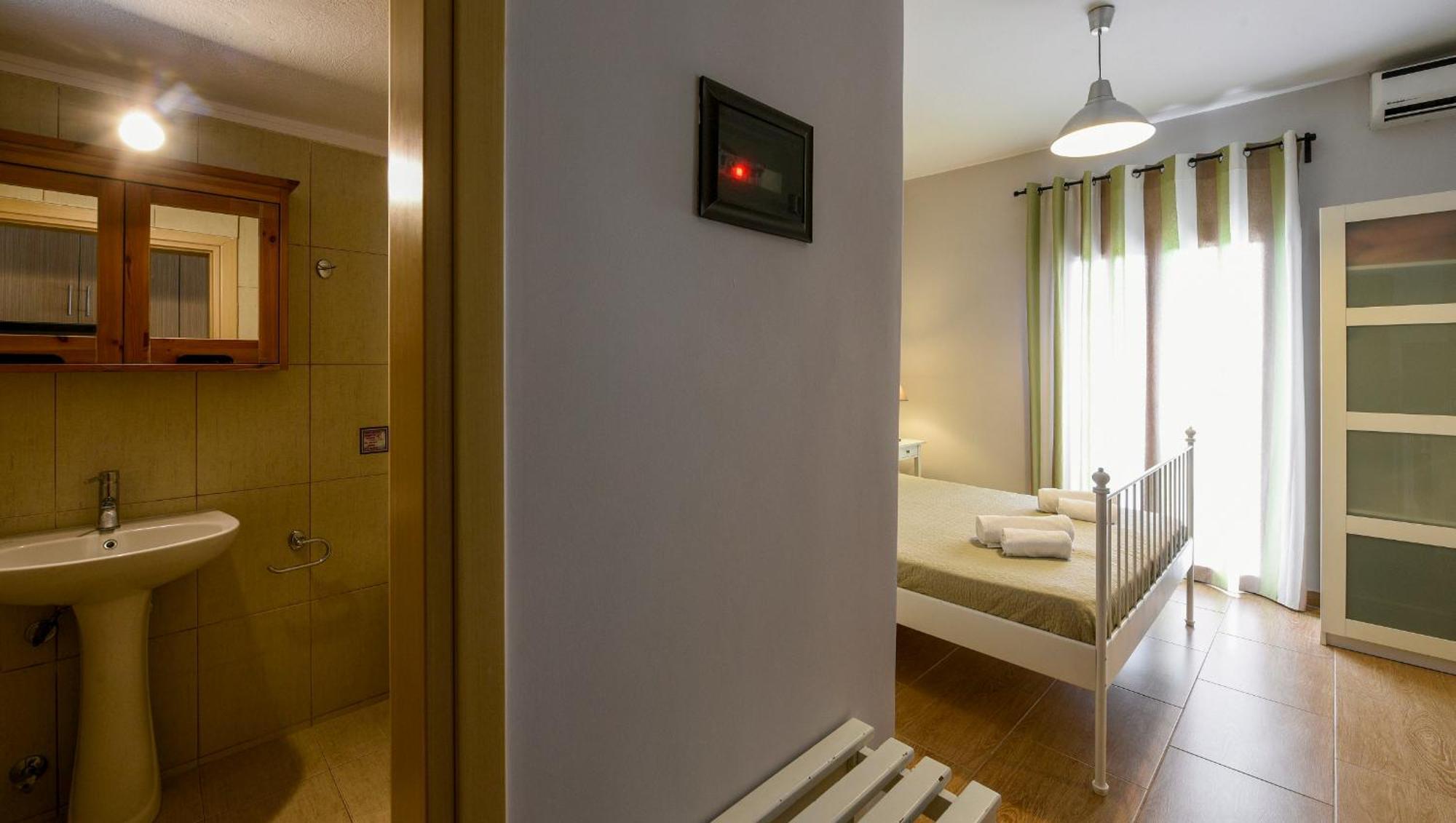 Elli Apartment *